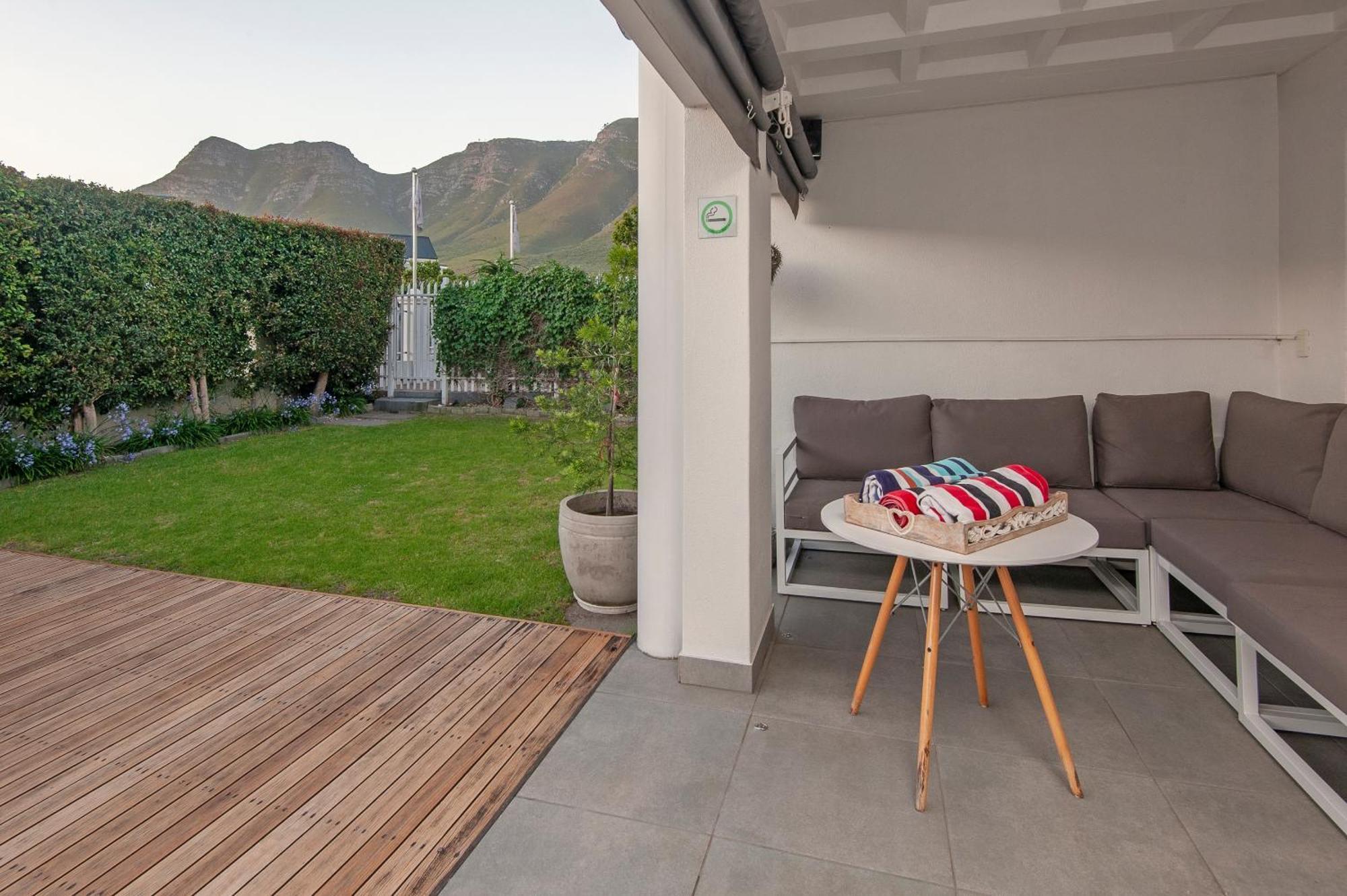Oude Schuur Boutique Guesthouse ヘルマナス エクステリア 写真